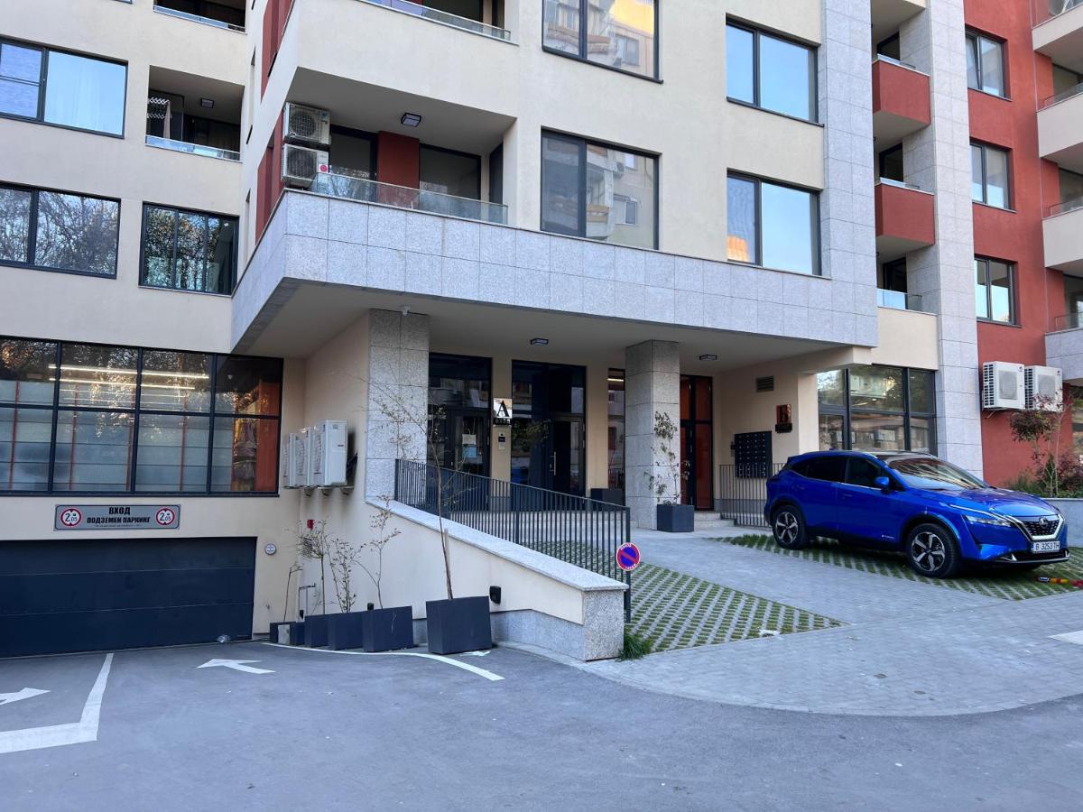 A-Brilliant, New! Spacious & Modern Apartment In Varna Whit Garage 外观 照片