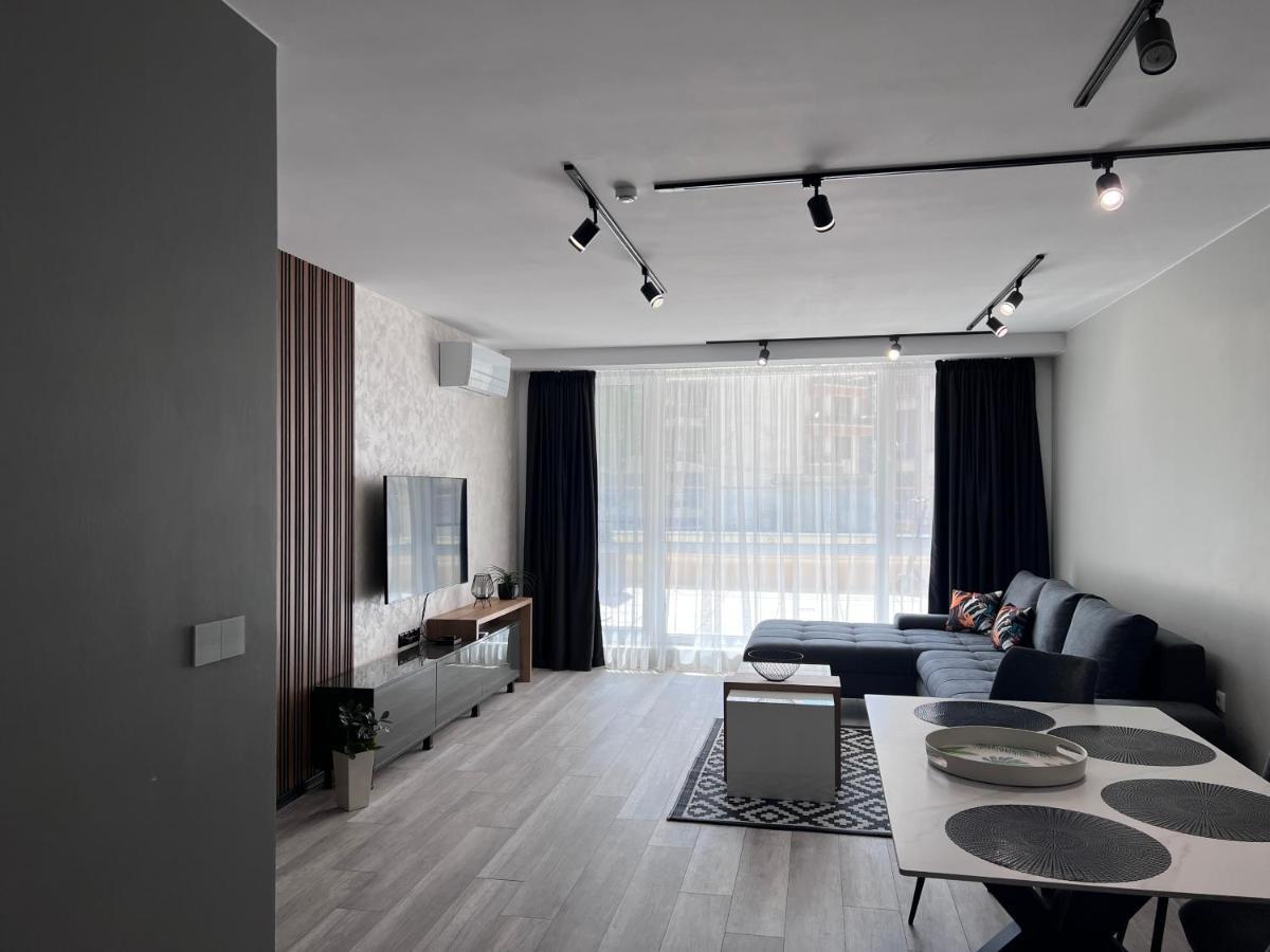 A-Brilliant, New! Spacious & Modern Apartment In Varna Whit Garage 外观 照片