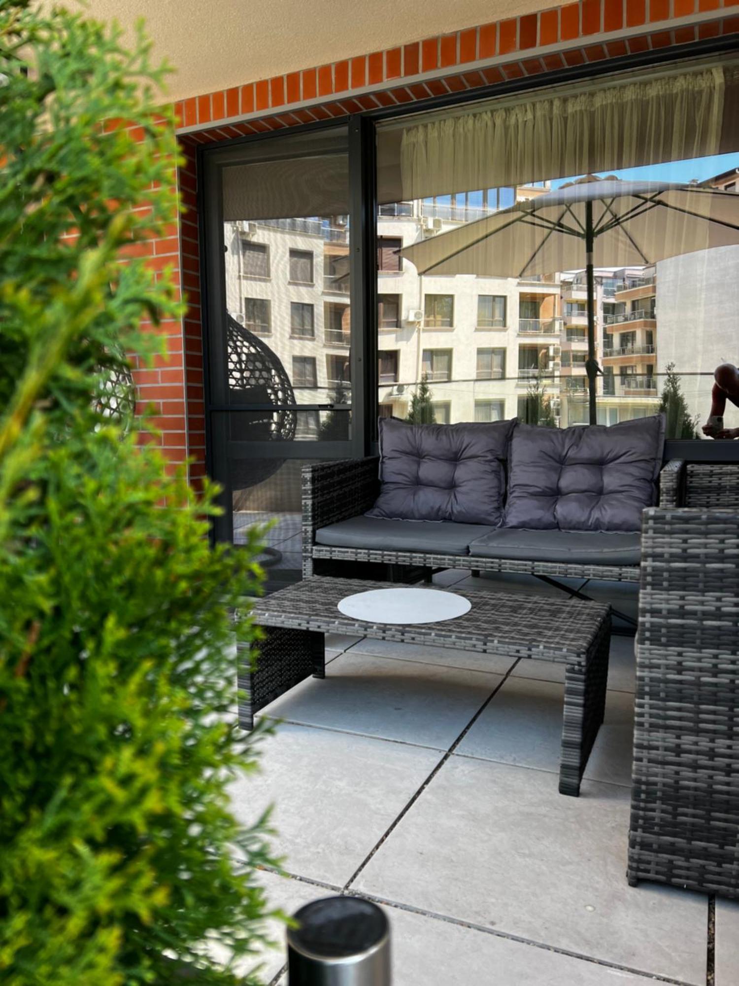A-Brilliant, New! Spacious & Modern Apartment In Varna Whit Garage 外观 照片